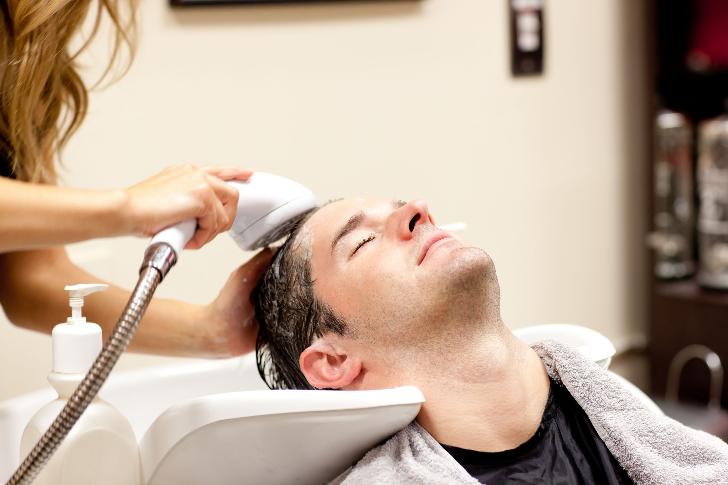 How New Jersey Residents Can Benefit From Hair Restoration Treatments