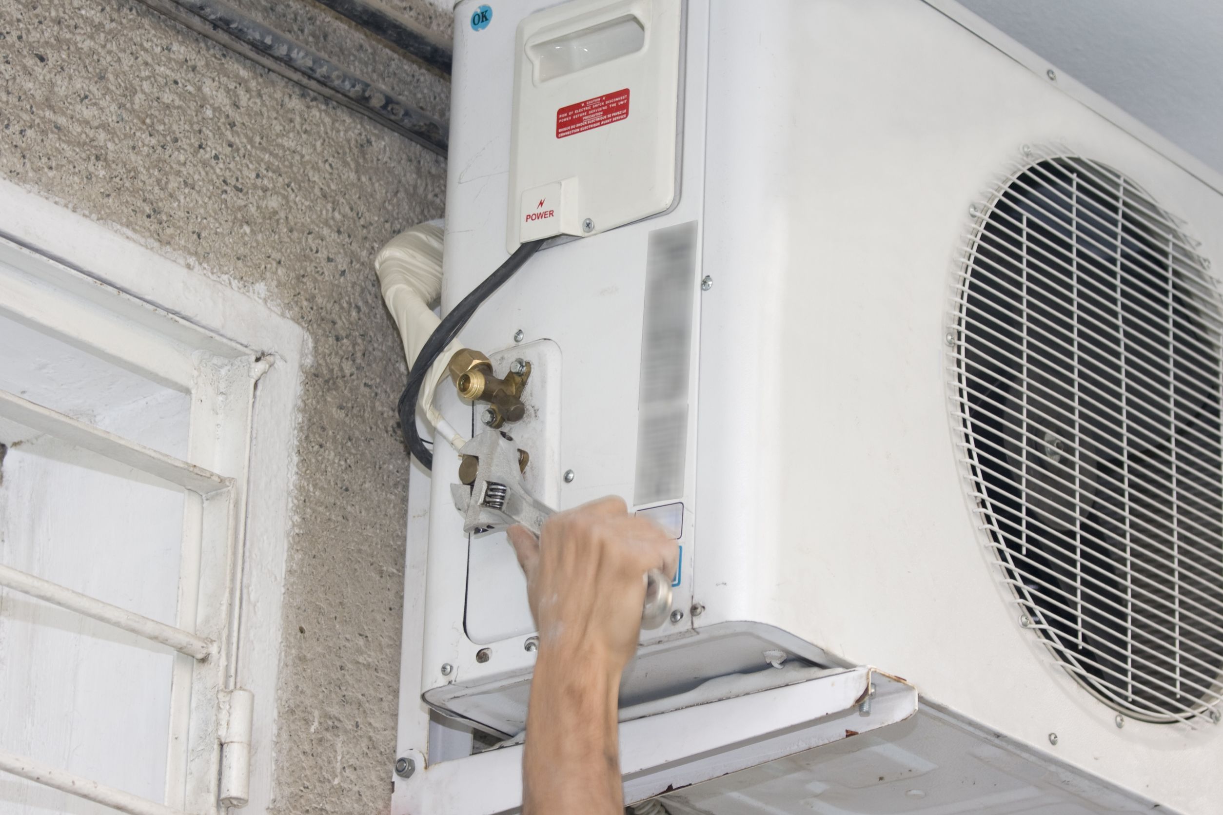 How Charleston Heating and Air Conditioning Services Improve Indoor Air Quality